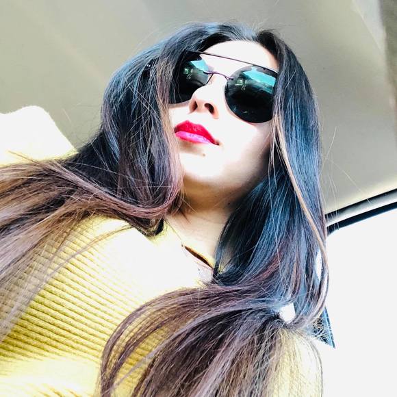 Meet your Posher, Brenda - Picture 1 of 1